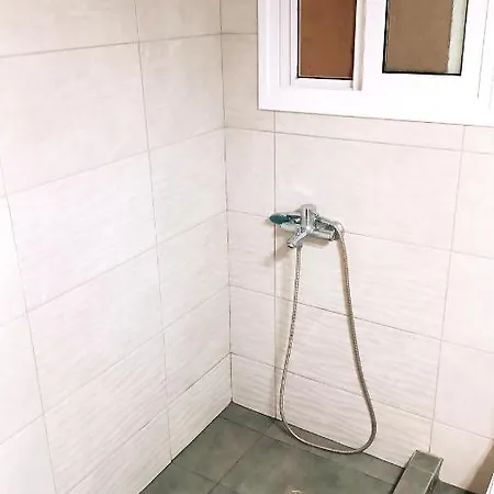 Spacious Comfortable - Gold Serenity Apartment Athens