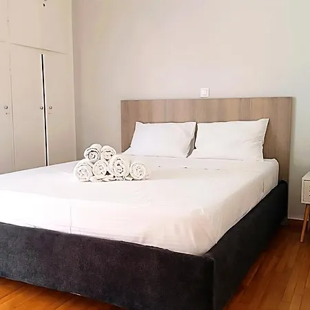 Apartment Spacious Comfortable - Gold Serenity Athens