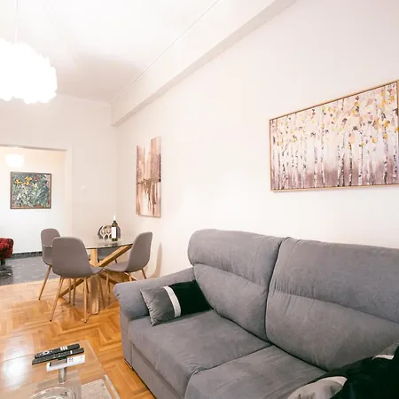 Spacious Comfortable - Gold Serenity Apartment Athens