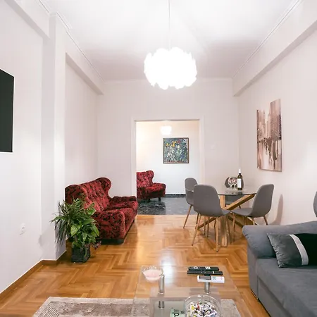 Spacious Comfortable - Gold Serenity