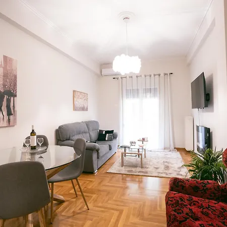 Apartment Spacious Comfortable - Gold Serenity *